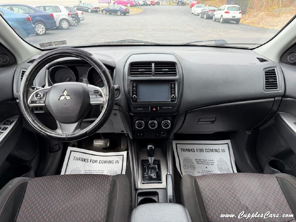 Mitsubishi Outlander Sport  2018