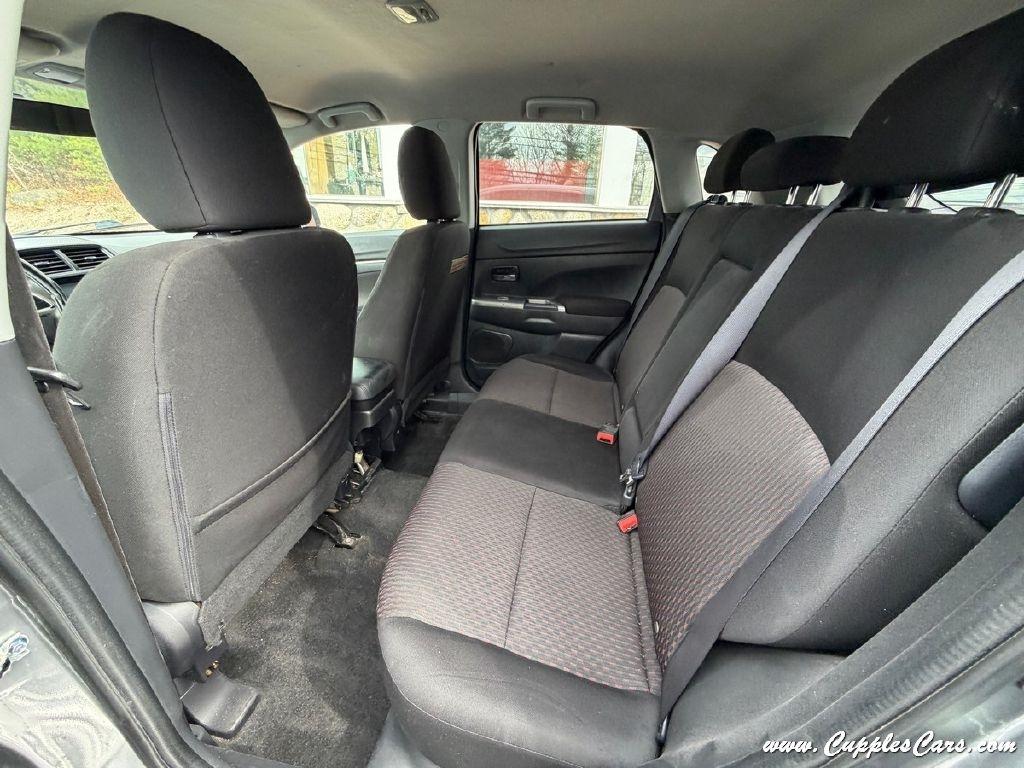 Mitsubishi Outlander Sport  2018