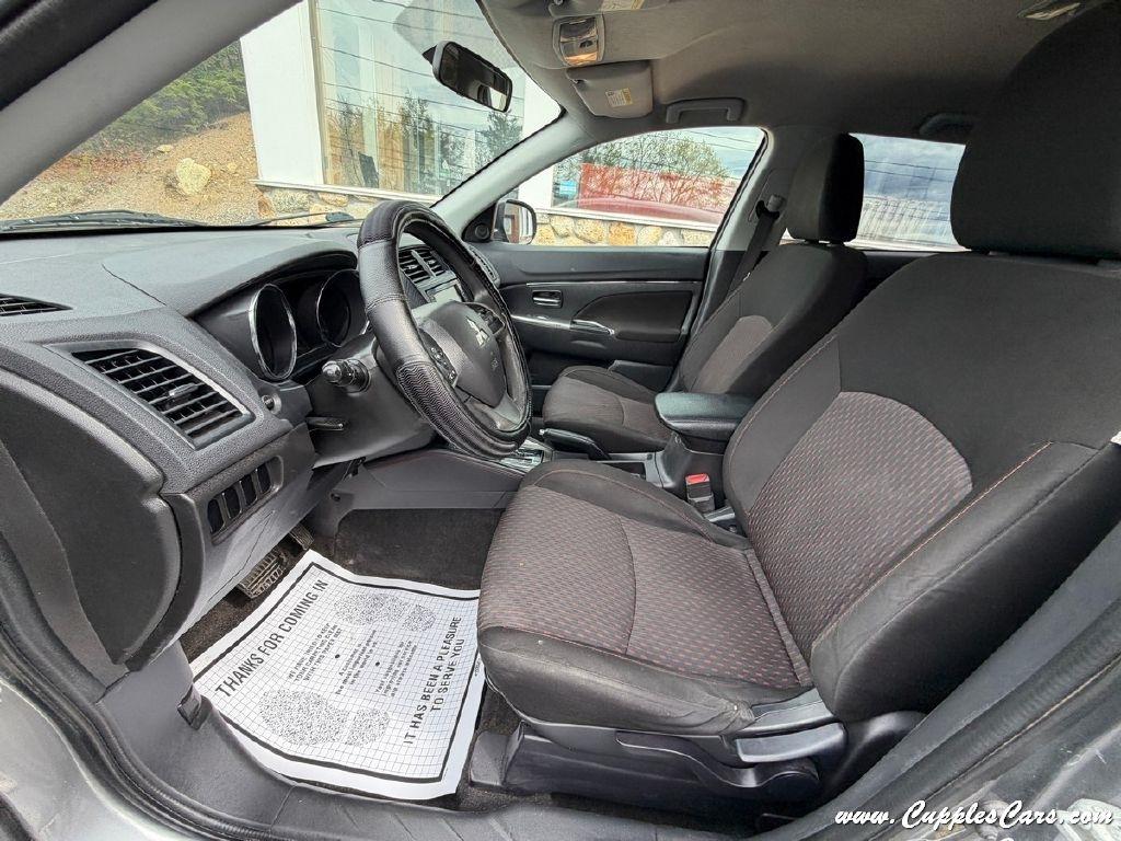 Mitsubishi Outlander Sport  2018