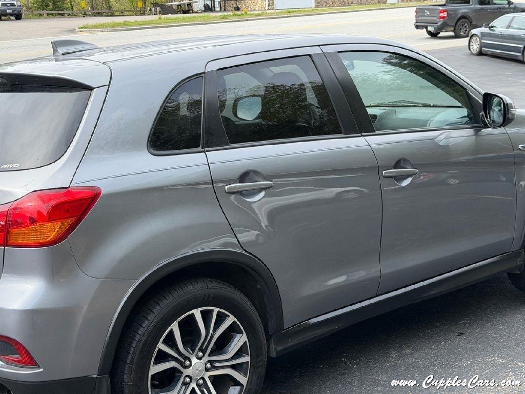 Mitsubishi Outlander Sport  2018