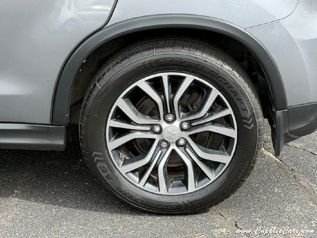 Mitsubishi Outlander Sport  2018