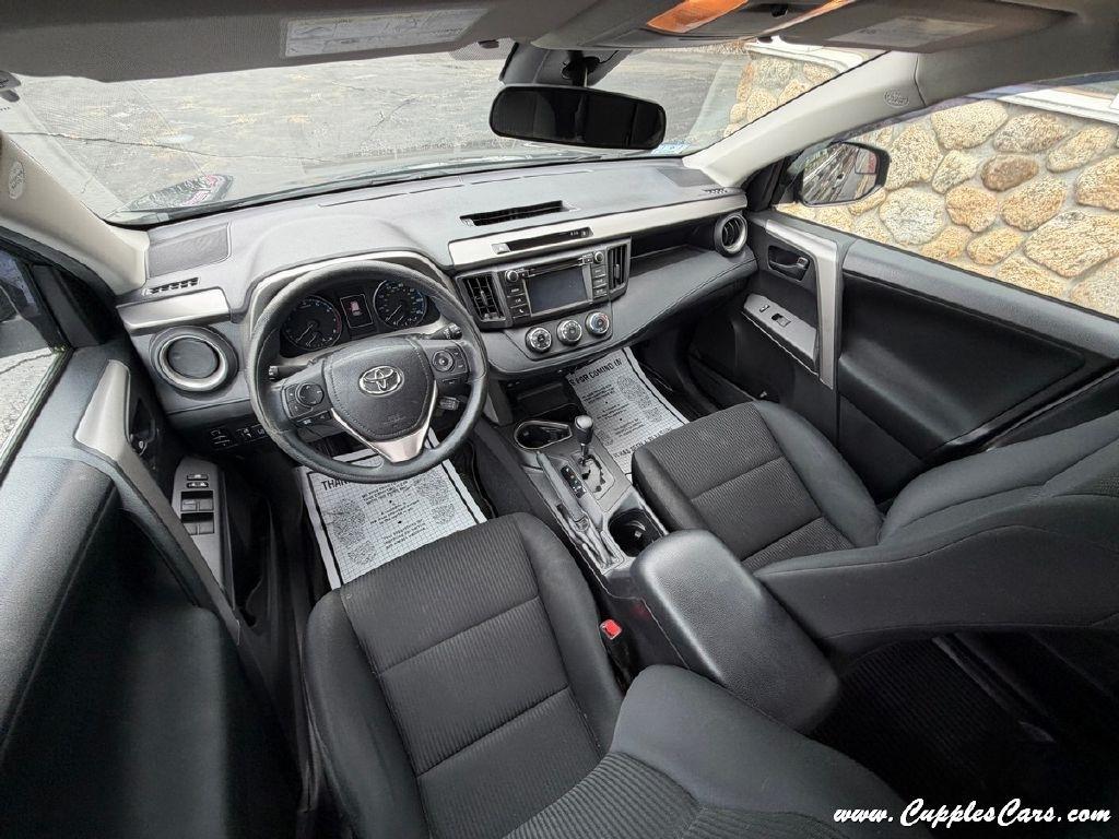 Toyota RAV4  2017