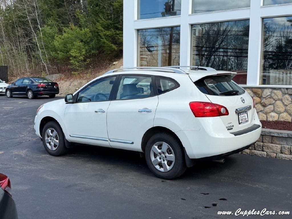 Nissan Rogue Select  2014