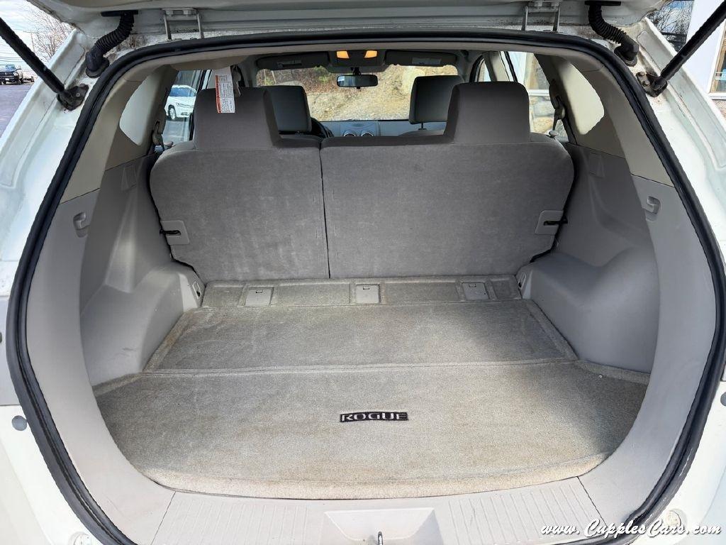 Nissan Rogue Select  2014