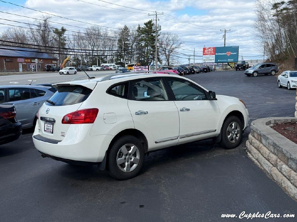 Nissan Rogue Select  2014