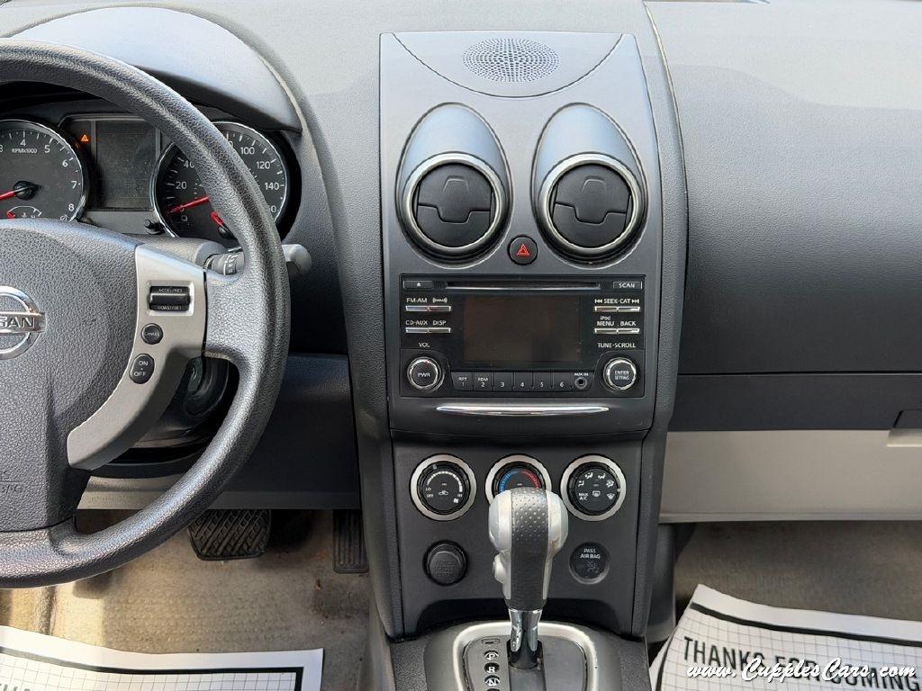 Nissan Rogue Select  2014