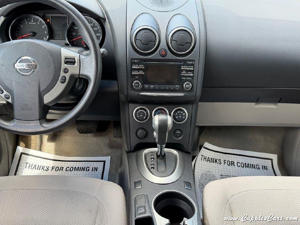 Nissan Rogue Select  2014