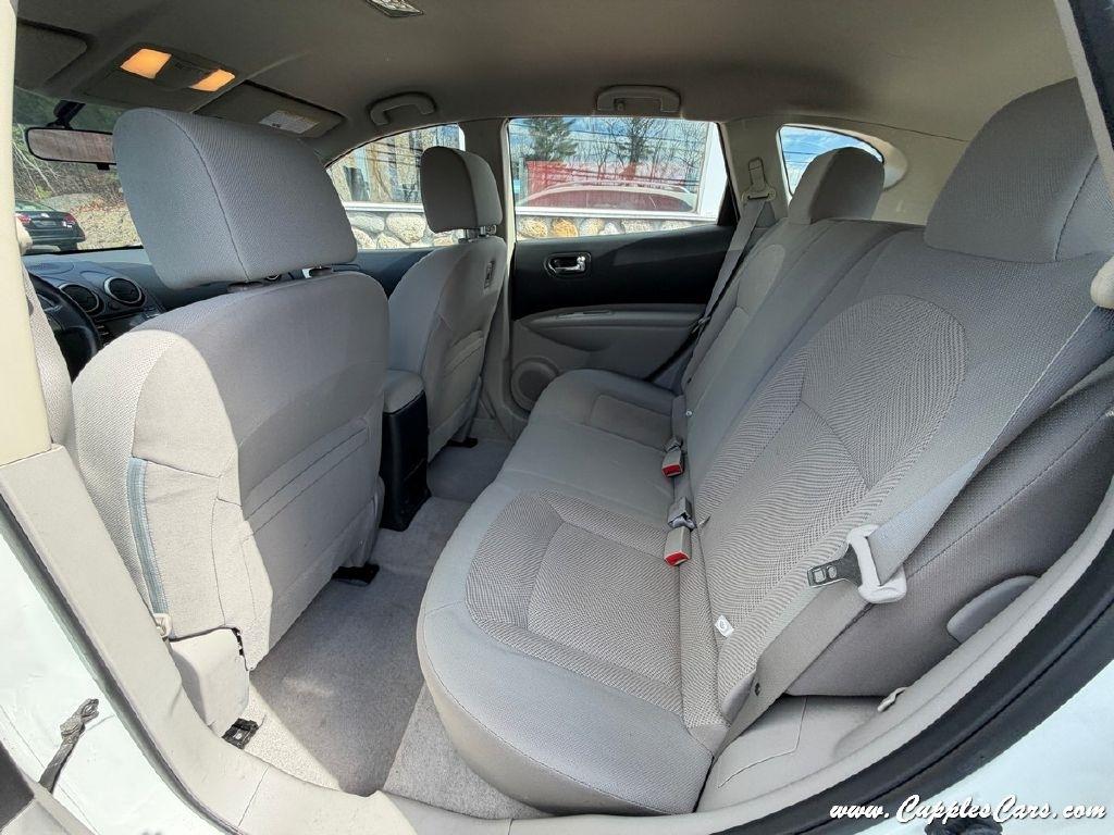 Nissan Rogue Select  2014