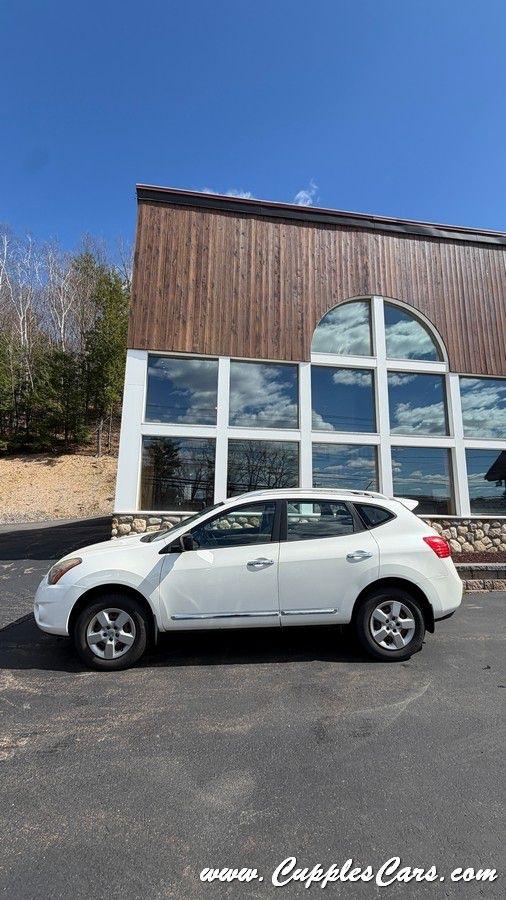 Nissan Rogue Select  2014