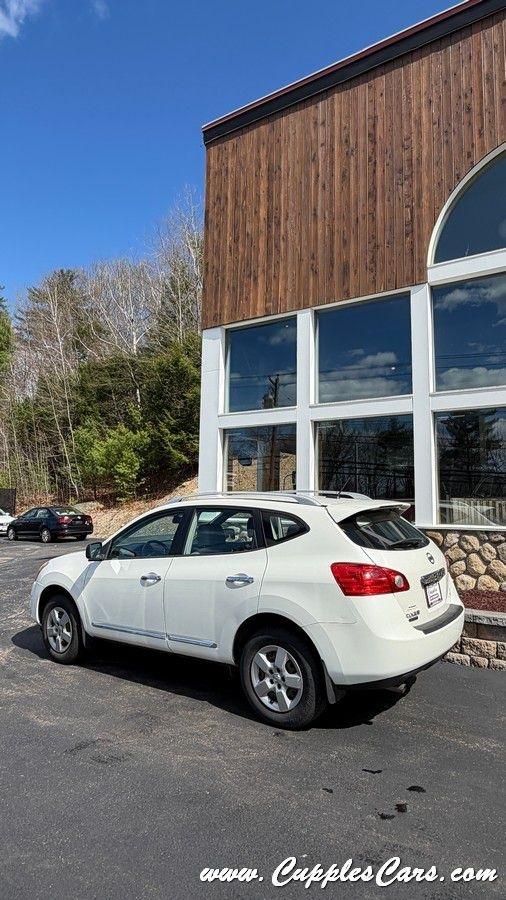 Nissan Rogue Select  2014