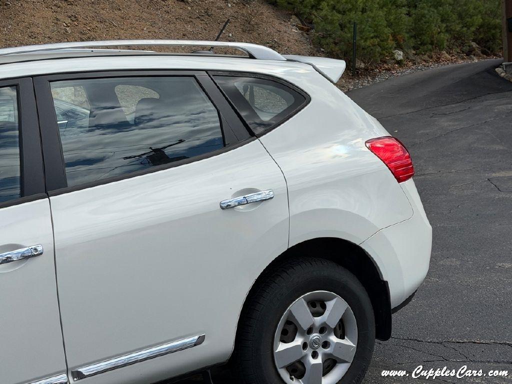 Nissan Rogue Select  2014