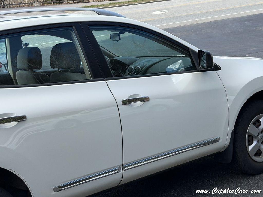 Nissan Rogue Select  2014