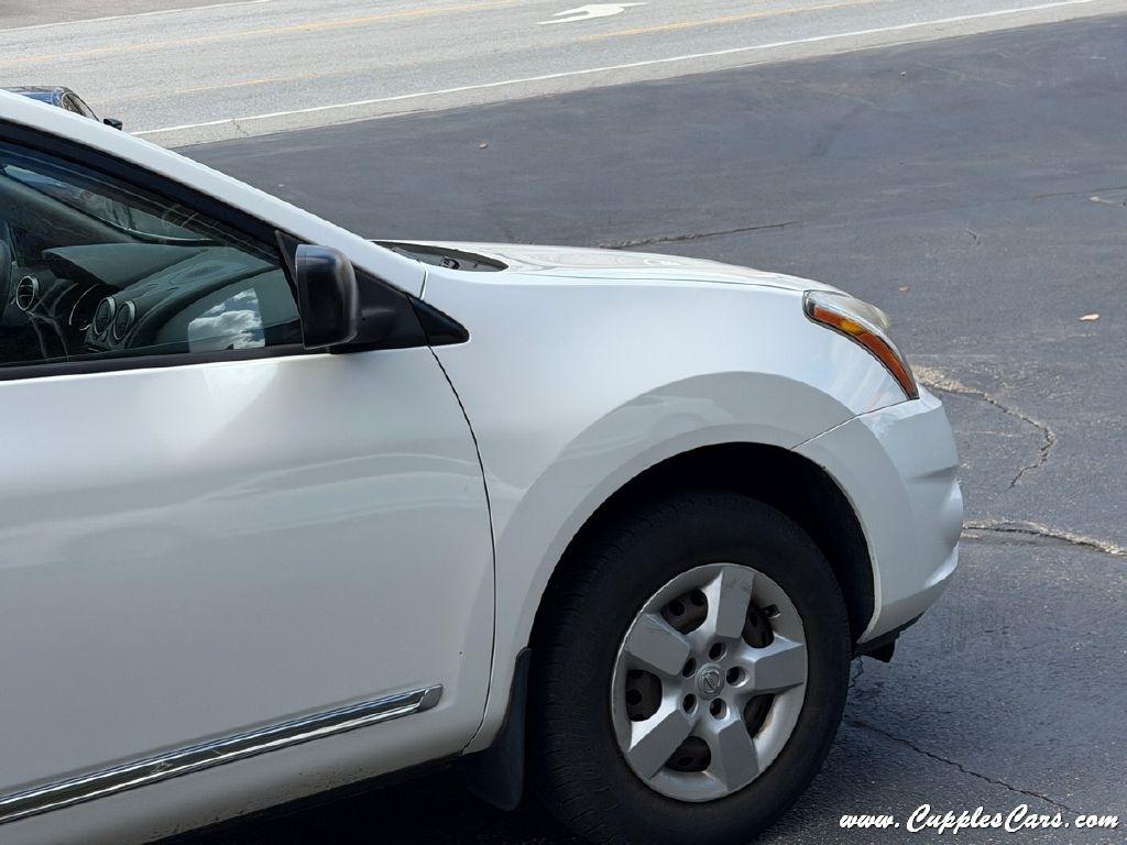 Nissan Rogue Select  2014