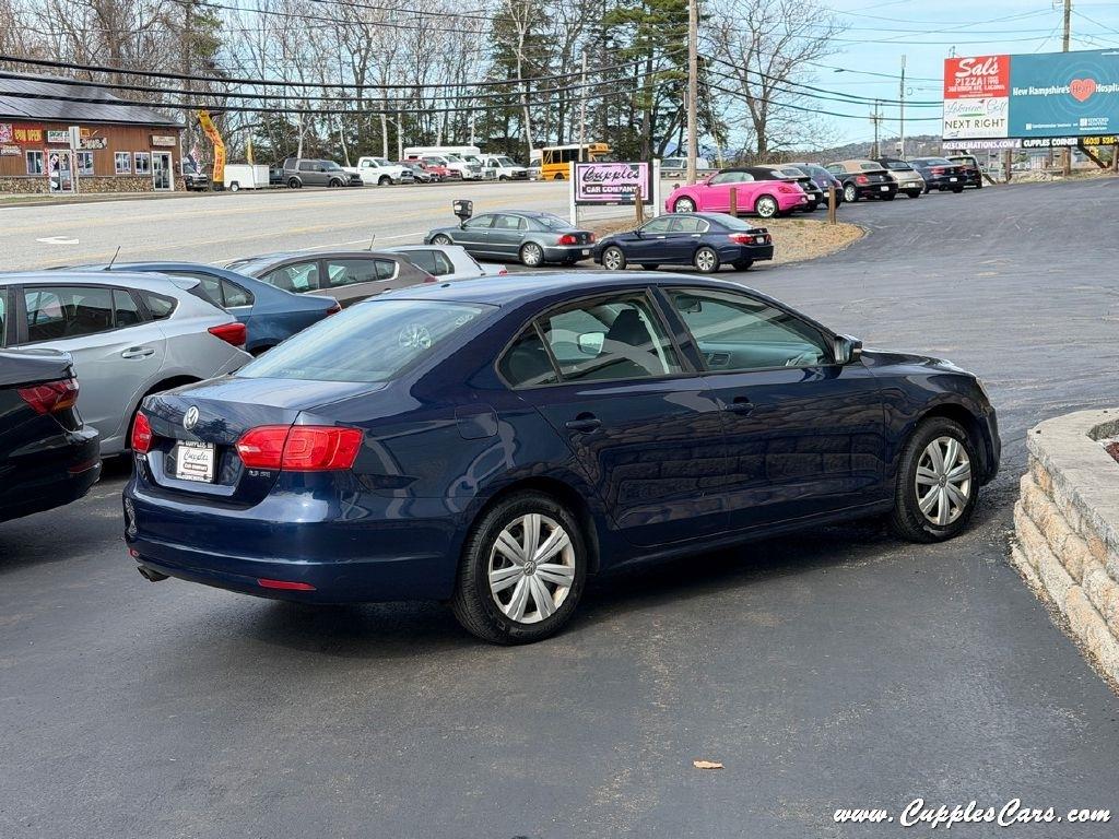 Volkswagen Jetta  2012