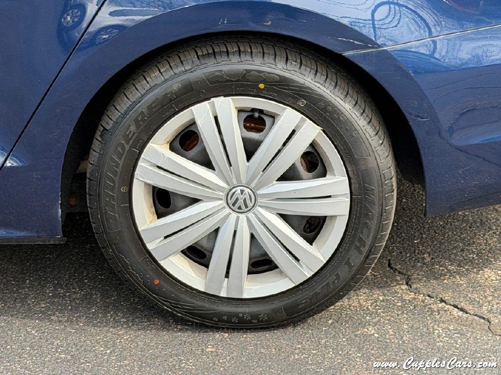 Volkswagen Jetta  2012