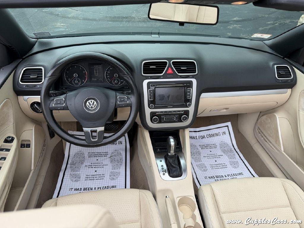 Volkswagen Eos  2012