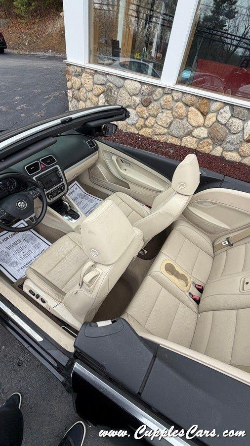 Volkswagen Eos  2012