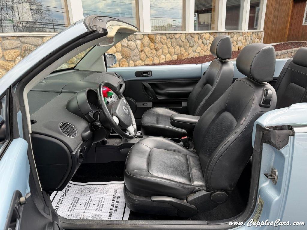 Volkswagen New Beetle  2009