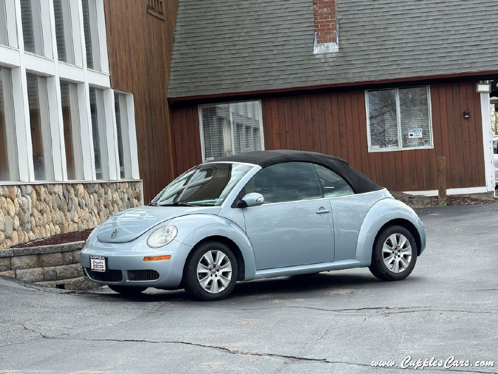 Volkswagen New Beetle  2009