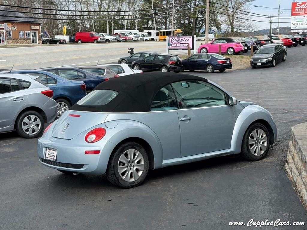 Volkswagen New Beetle  2009
