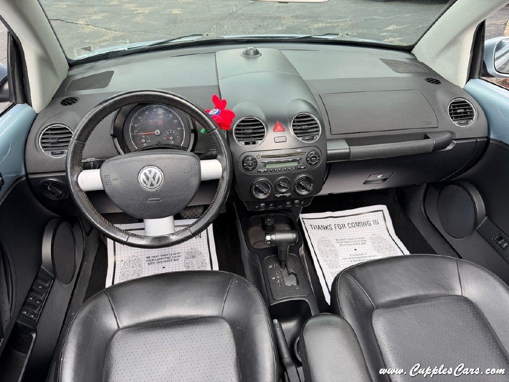 Volkswagen New Beetle  2009