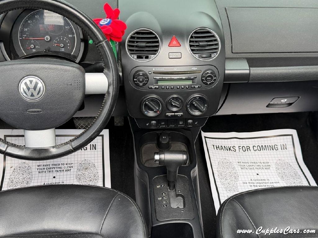 Volkswagen New Beetle  2009