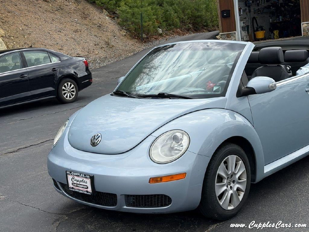 Volkswagen New Beetle  2009