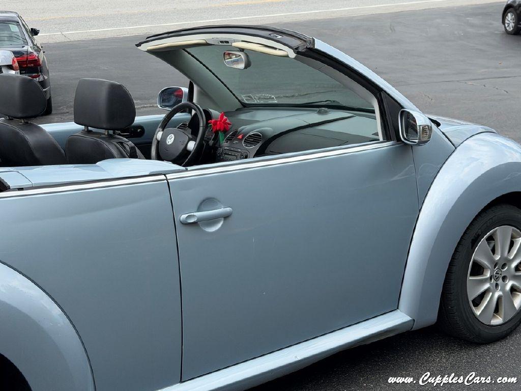 Volkswagen New Beetle  2009