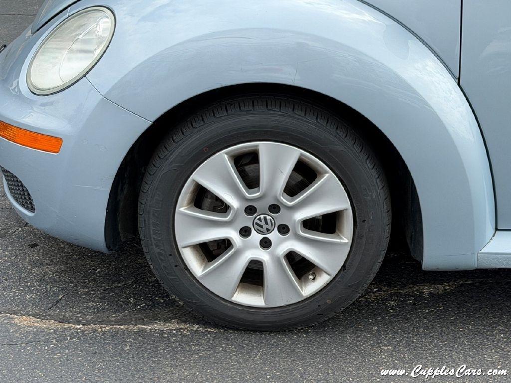 Volkswagen New Beetle  2009