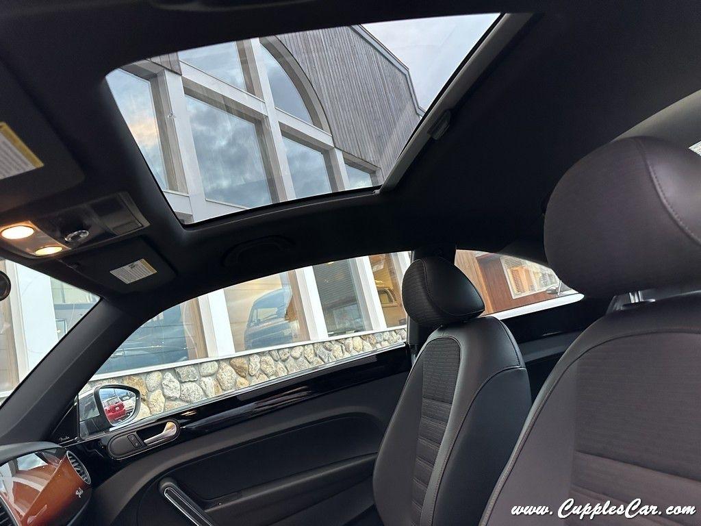 Volkswagen Beetle  2013