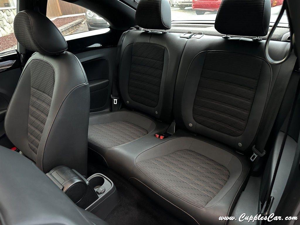 Volkswagen Beetle  2013