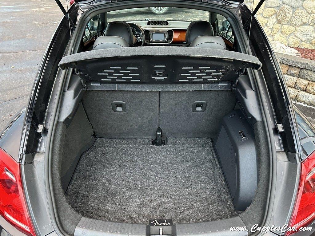 Volkswagen Beetle  2013