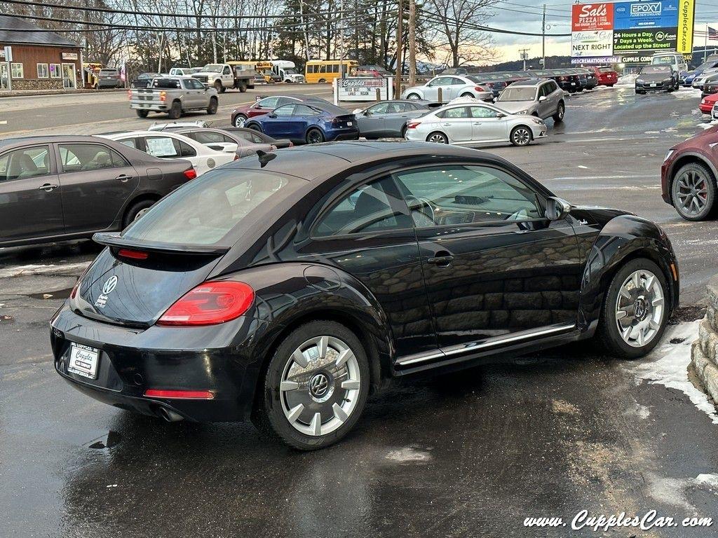 Volkswagen Beetle  2013