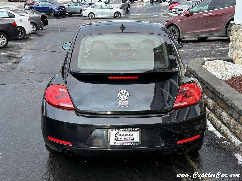 Volkswagen Beetle  2013