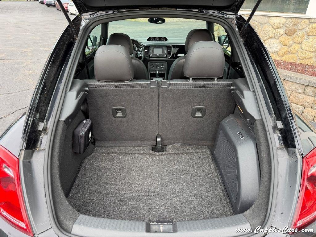 Volkswagen Beetle  2013
