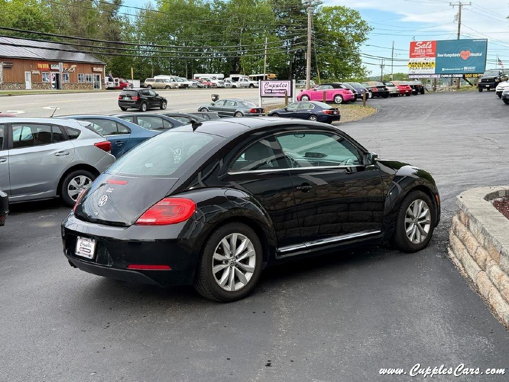 Volkswagen Beetle  2013