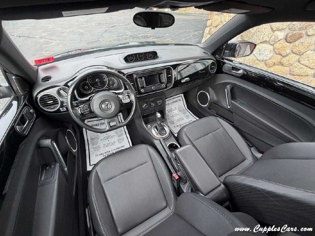 Volkswagen Beetle  2013