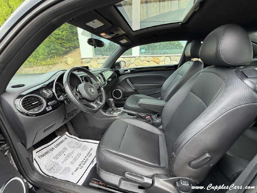 Volkswagen Beetle  2013