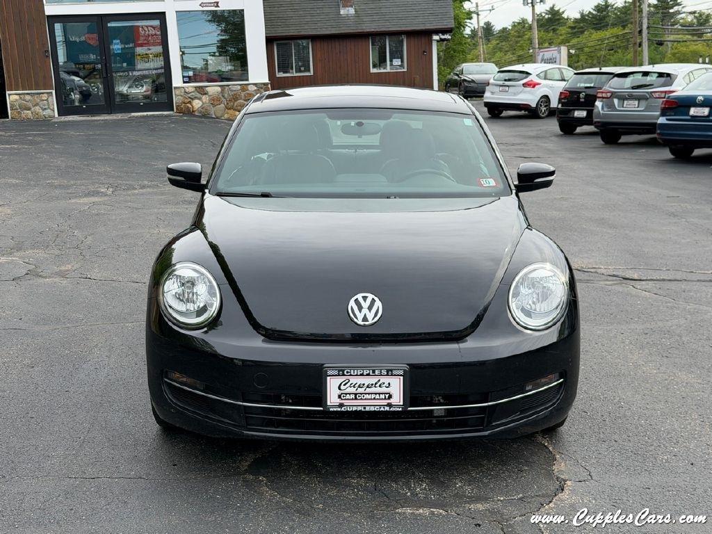 Volkswagen Beetle  2013