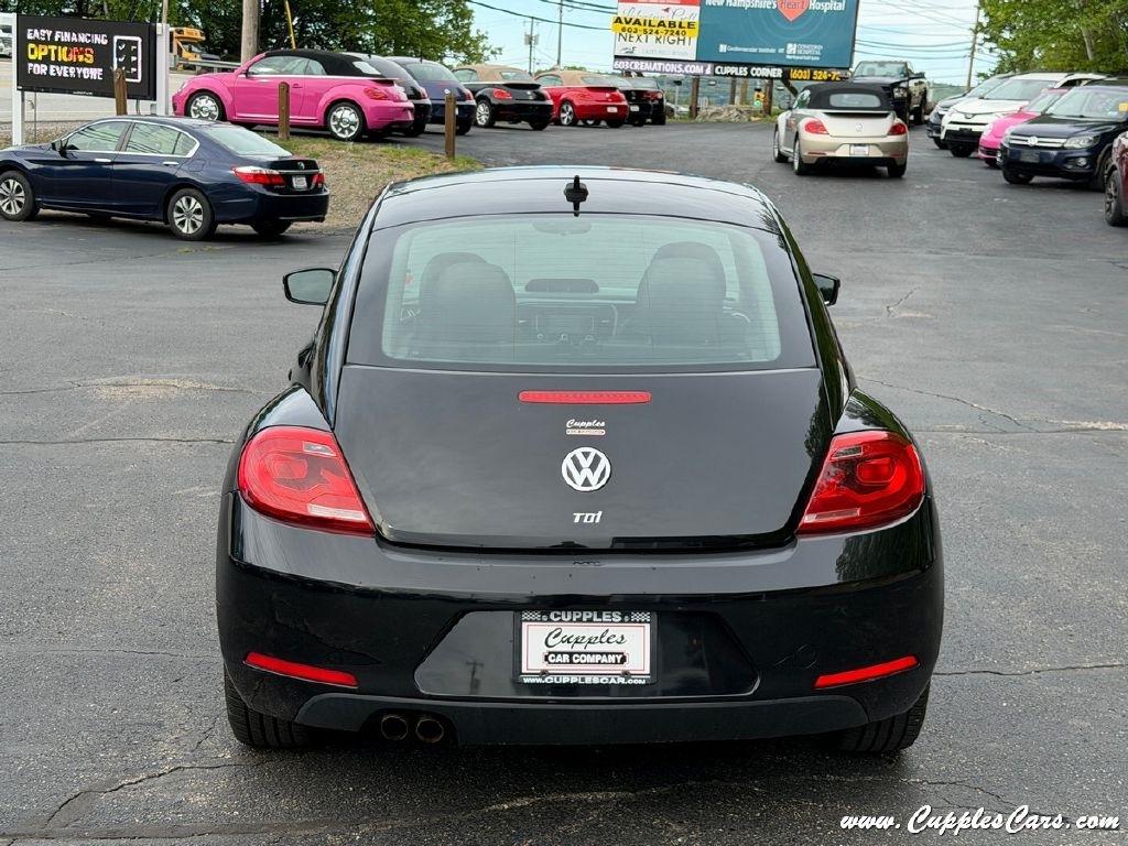 Volkswagen Beetle  2013
