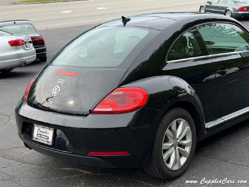 Volkswagen Beetle  2013