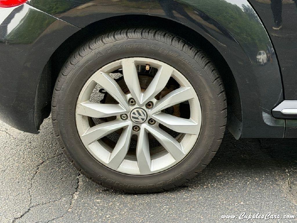 Volkswagen Beetle  2013