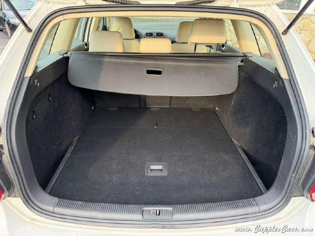 Volkswagen Jetta  2011