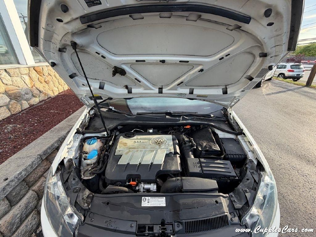 Volkswagen Jetta  2011