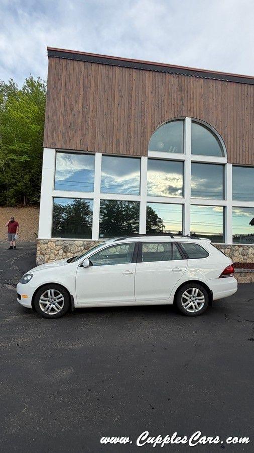 Volkswagen Jetta  2011