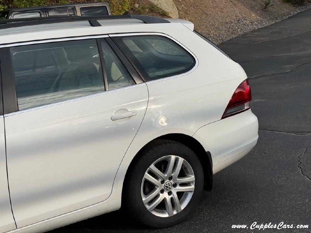 Volkswagen Jetta  2011
