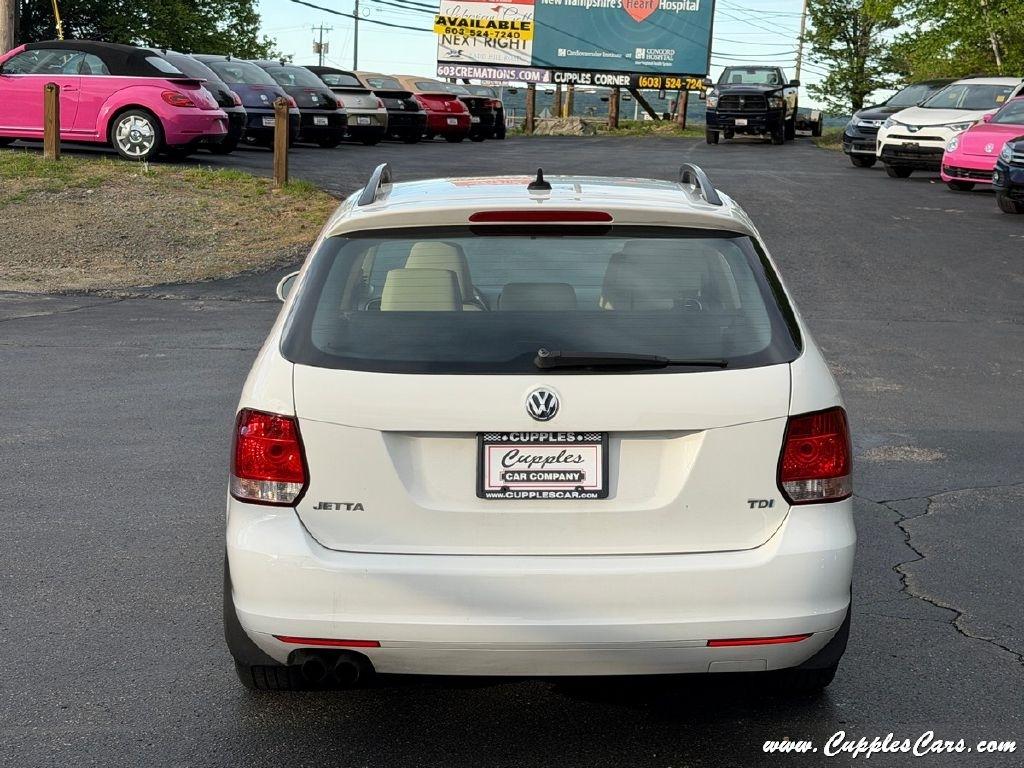 Volkswagen Jetta  2011