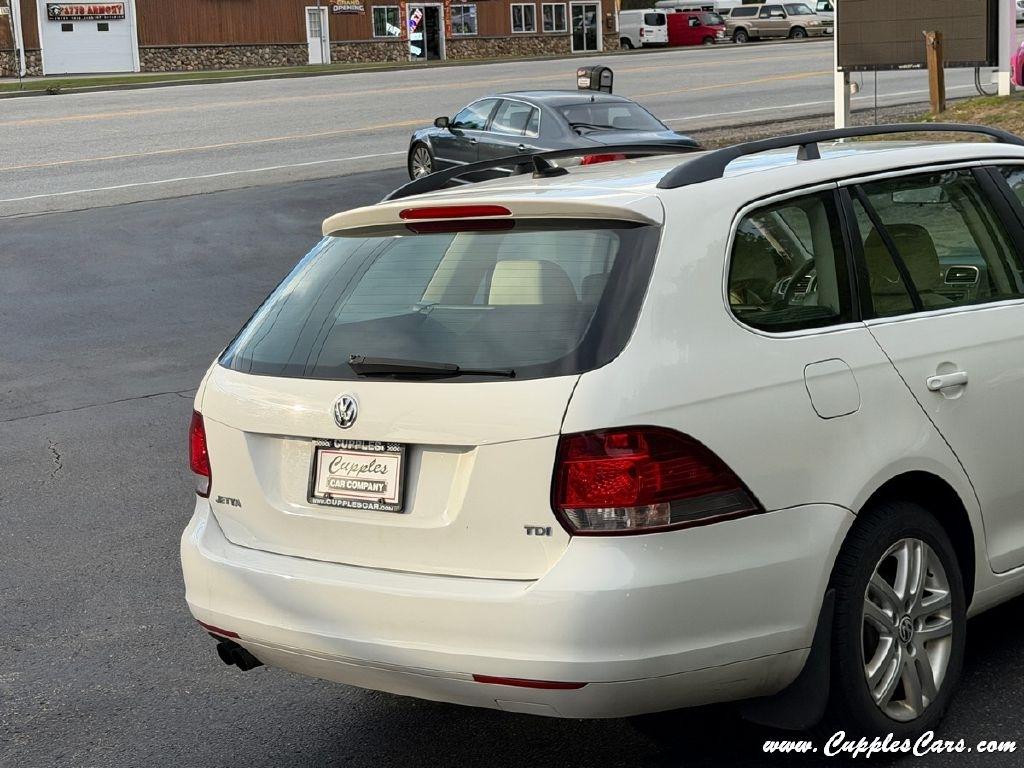 Volkswagen Jetta  2011
