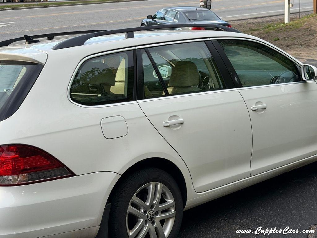 Volkswagen Jetta  2011