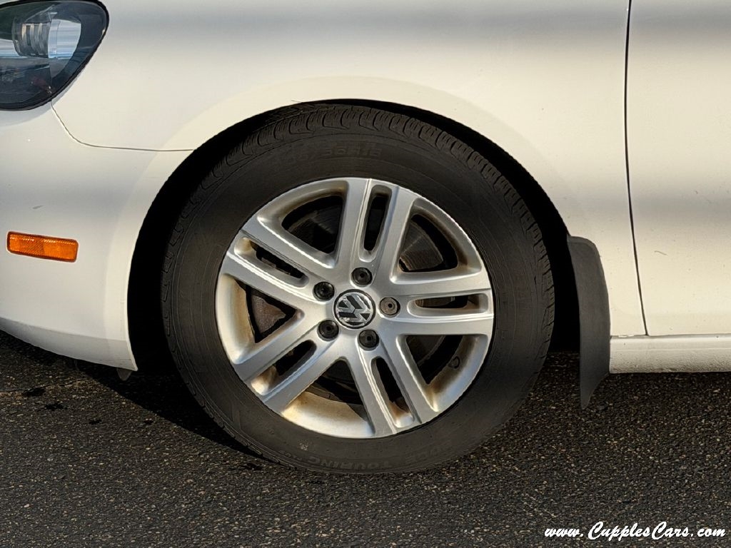 Volkswagen Jetta  2011